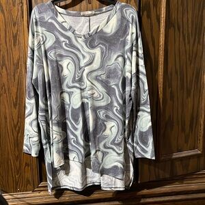 New without tags Zenana tunic